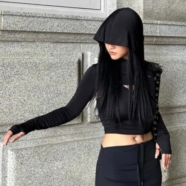 odor 오도어 후드 볼레로 + 나시 블랙