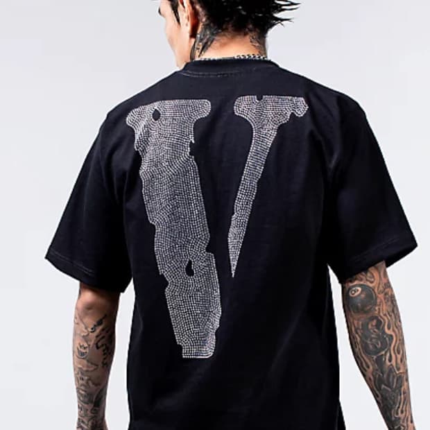 브이론 라인스톤 티셔츠 새상품