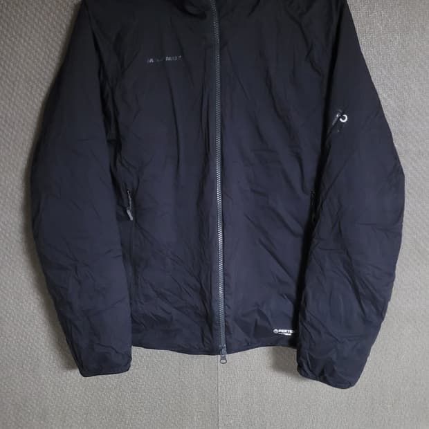 마무트 퍼텍스 패딩