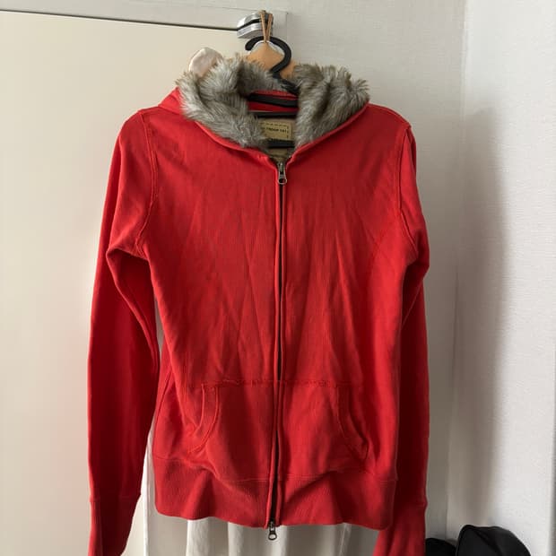 백넘버 투웨이 지퍼 슬림핏 퍼 후드집업