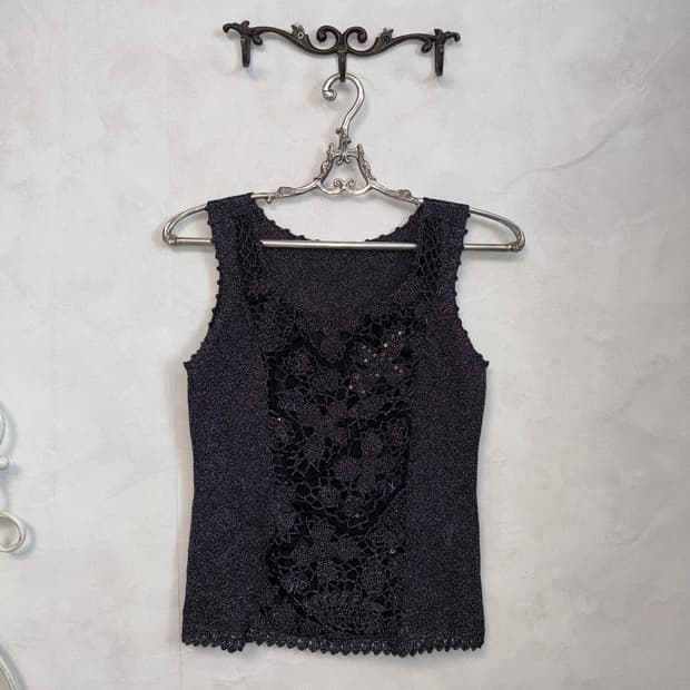 Hiroko Koshino glitter crochet 슬리브리스