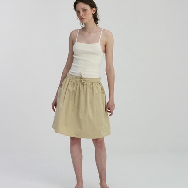 낫띵리튼 카살리 스커트