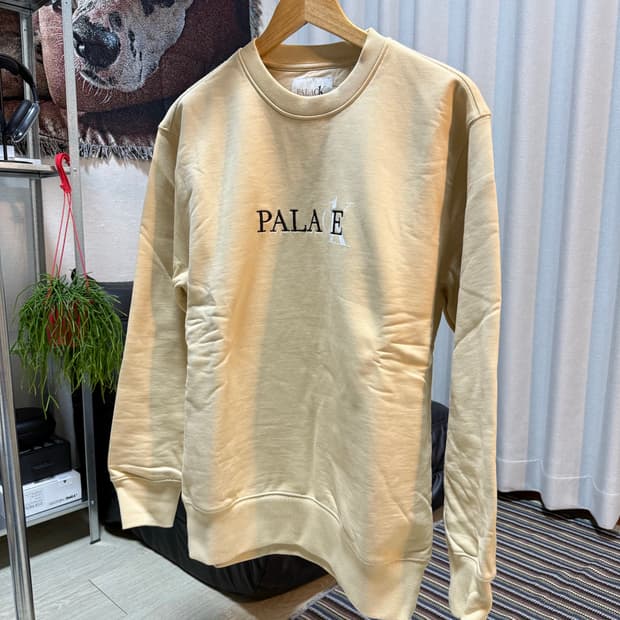 팔라스 캘빈클라인 맨투맨