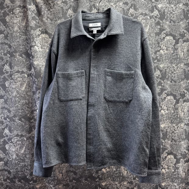 cos 코스 모헤어 투포켓 셔츠
