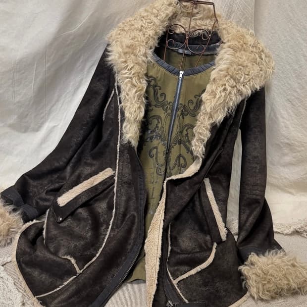 Fur-Lined Shearling Jacket Set