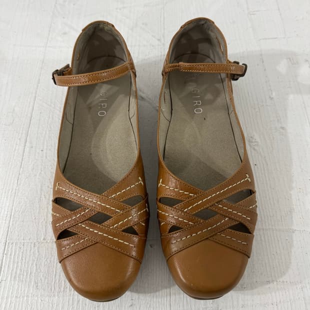 asics giro walking maryjane
