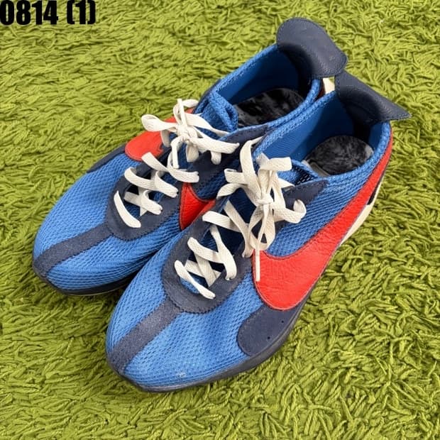 나이키 문레이서 QS 스니커즈 275 0814
