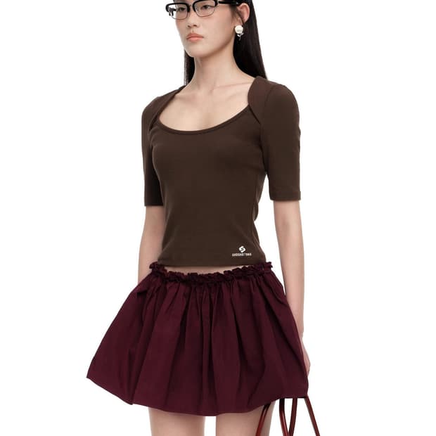 [10]슈슈통 25fw 라운드 넥 탑/브라운