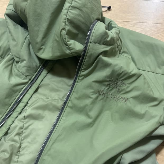 아크테릭스 아톰 후디 클로리스 S size