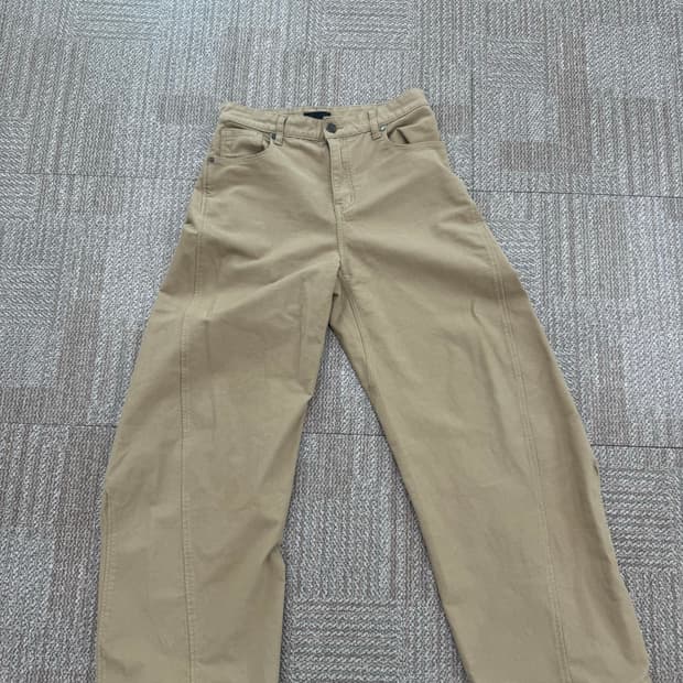 DNSR 트윌 커브드 치노 팬츠 베이지