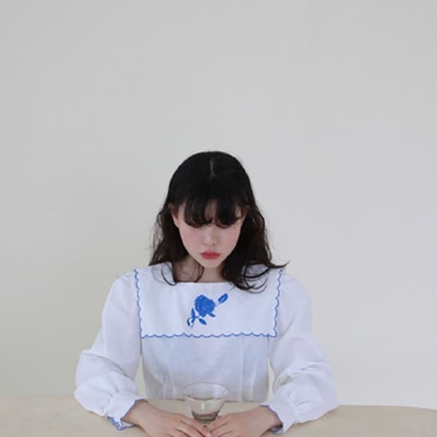 프레클메이드 로즈 블라우스