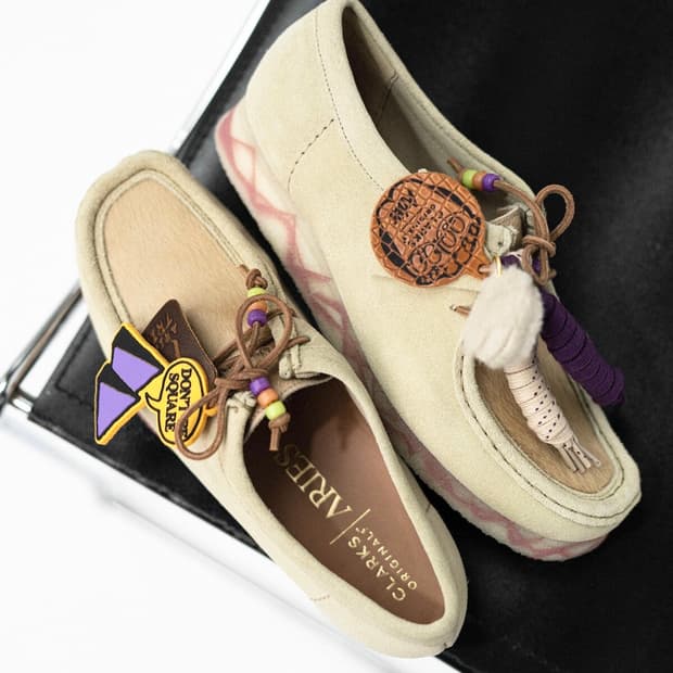 Clarks x Aries 왈라비 콤비 메이플 파라부트