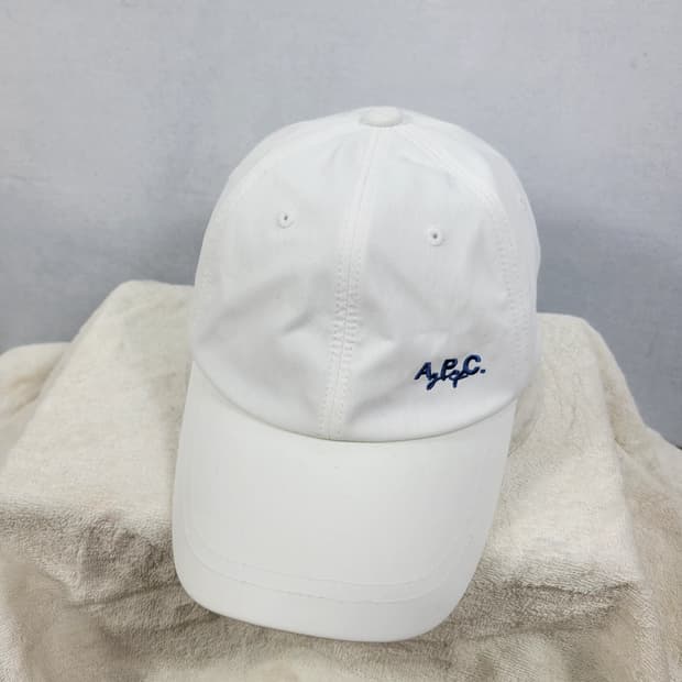 APC 볼캡 화이트