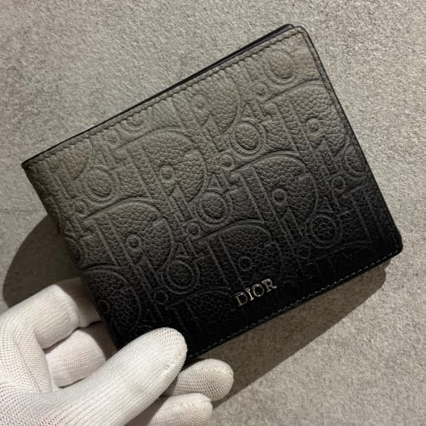 A+ OS사이즈 디올 그래비티 그라데이션 포켓 반지갑 블랙그레이