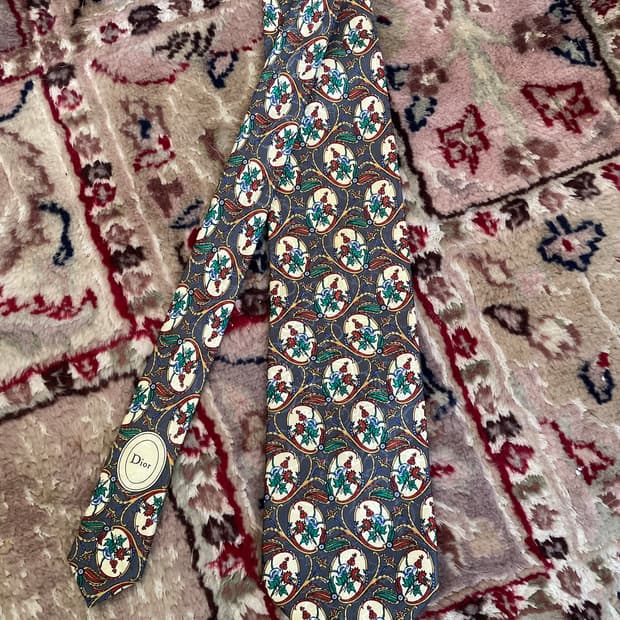 Christian Dior 넥타이