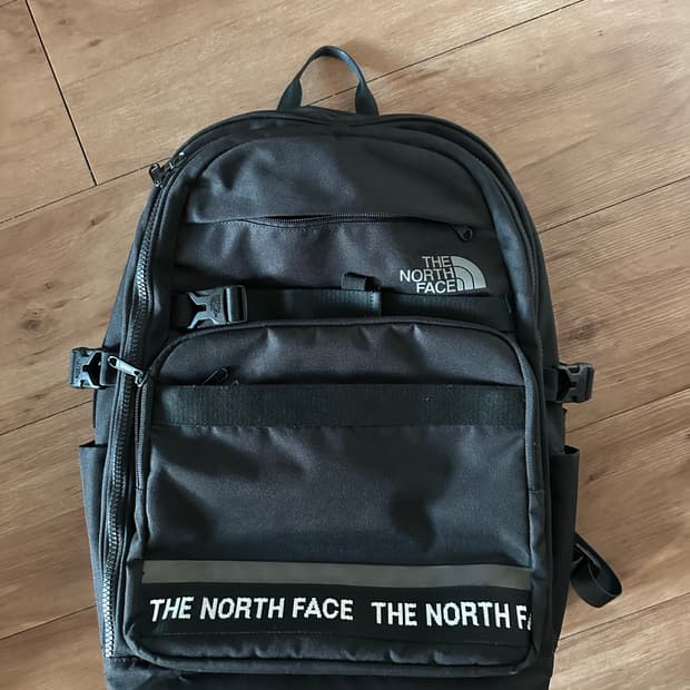 노스페이스 백팩 27L 검정 NM2DL01J 판매