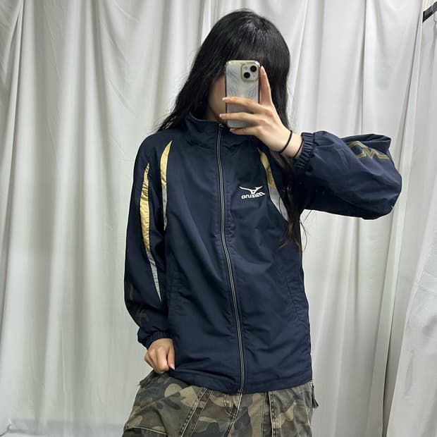 Mizuno navy wind break jacket