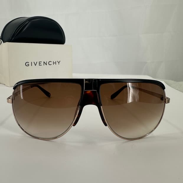 [새상품 무료배송] 정품 지방시 Made in Italy 선글라스