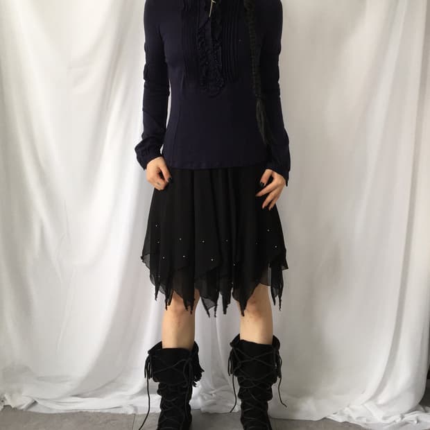 Frill point high neck navy sleeve