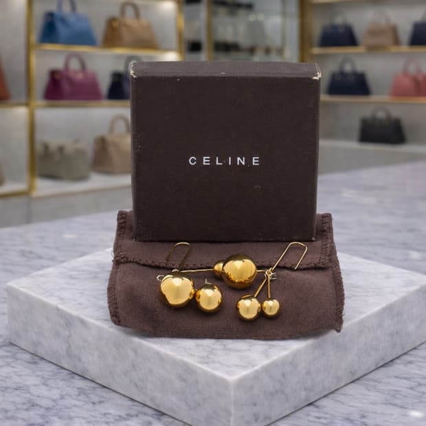 [A급] 셀린느 골드 볼 드롭 이어링 판매합니다!!!