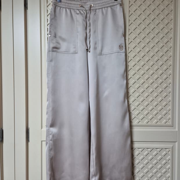 에스까다 새틴 와이드 팬츠(미착용)