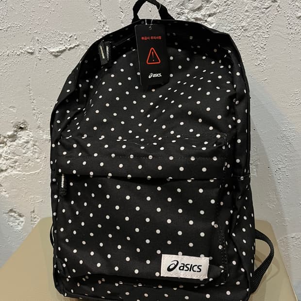 아식스 도트 땡땡이 백팩 미사용품