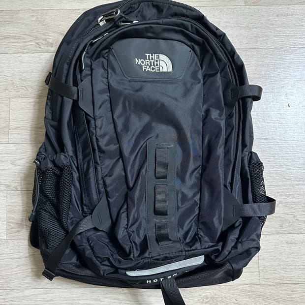 노스페이스 핫샷 백팩 블랙