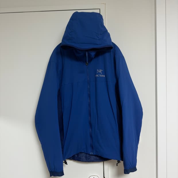 아크테릭스 아톰 후디