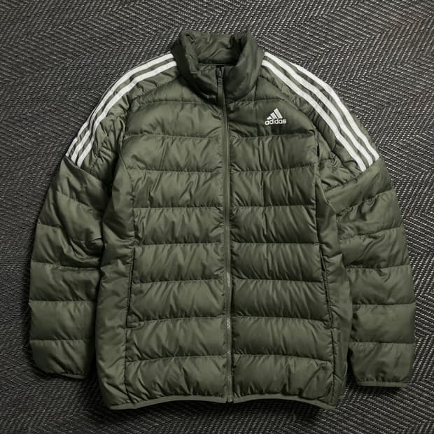 아디다스 우먼스 경량 덕 다운 푸퍼 패딩 카키o 4750