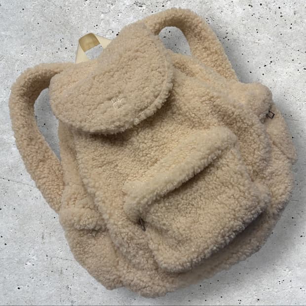 MACMOC 마크모크 아이보리 뽀글이 덤블 백팩