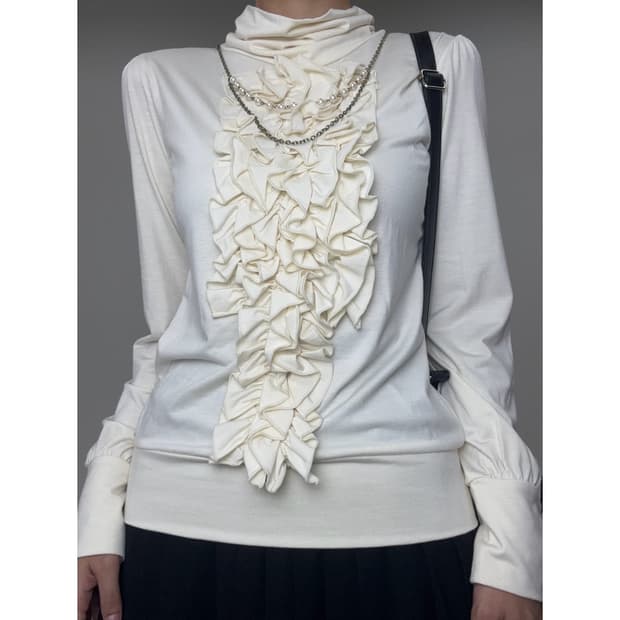 빈티지 아이보리 프릴 롱슬리브