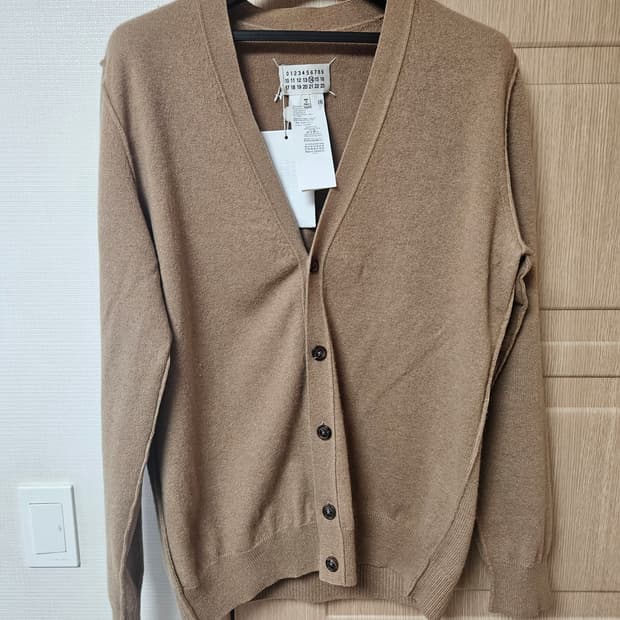 메종 마르지엘라 가디건 카멜