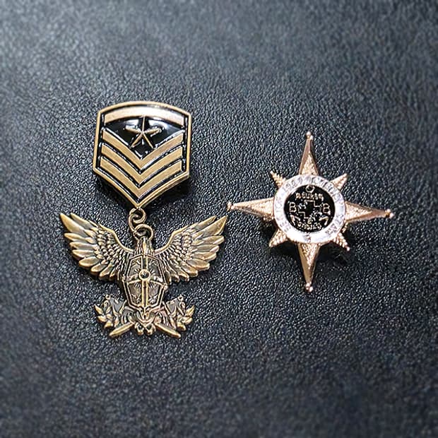 Aegis 브로치 남자 여자 엔틱 빈티지 명품 독수리 방패