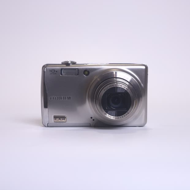 후지필름 파인픽스 F70 EXR 실버 (이체 시 할인)