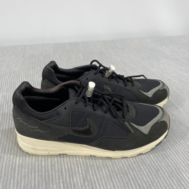 1051) 나이키 x 피어 오브 갓 스카이론2 블랙 260mm