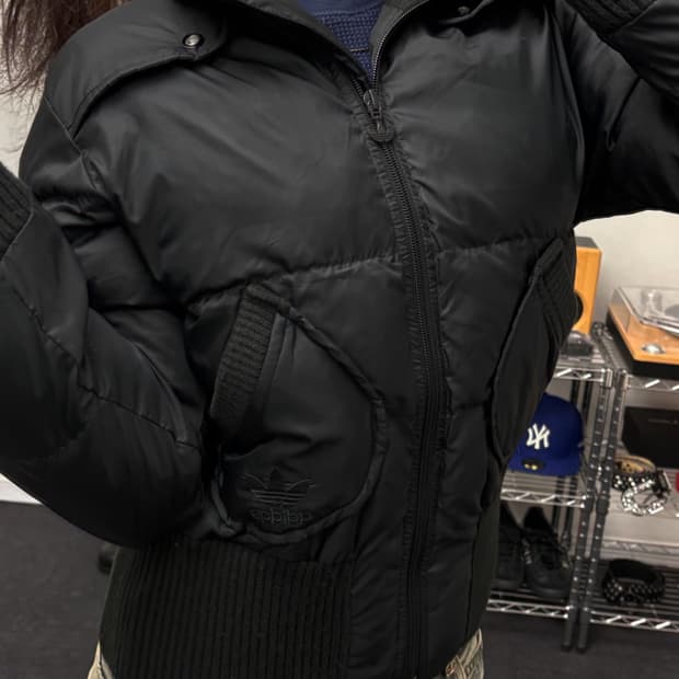 아디다스 00s 크롭 다운 패딩 블랙