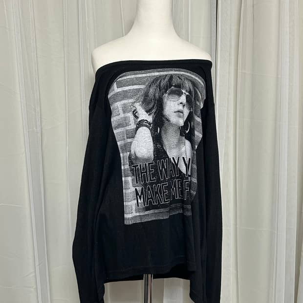 Y2K 글리터 프린팅 오프숄더 