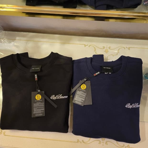라프시몬스 맨투맨 새상품 네이비 블랙 95
