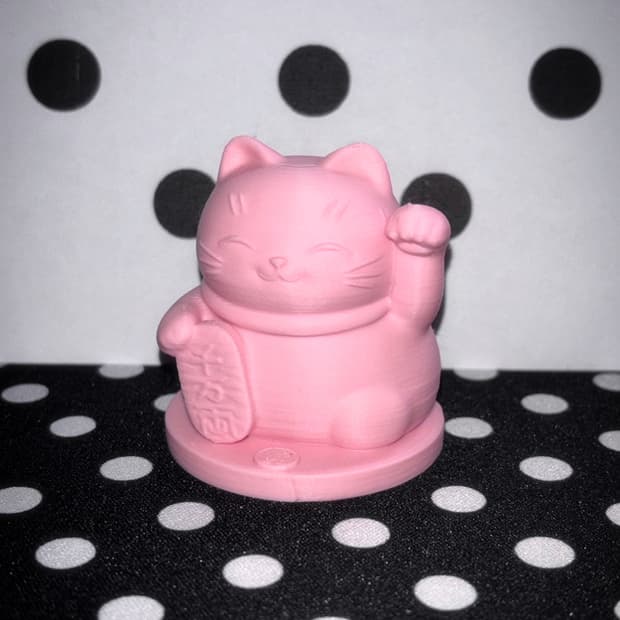 Maneki-Neko Lucky Cat Figure