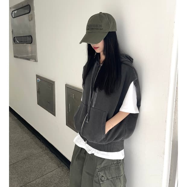 히니츠키 투웨이 조끼