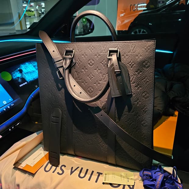 루이비통 토리옹 삭플라NV 토트백 크로스백 신형 (새상품)