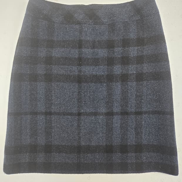 버버리 체크 패턴 미니 스커트