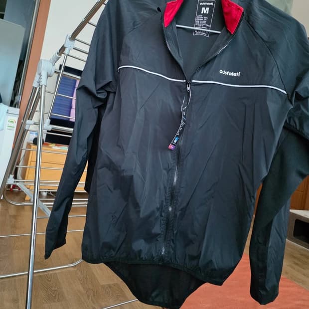 오스탈레띠 바람막이자켓.  M. (새상품)