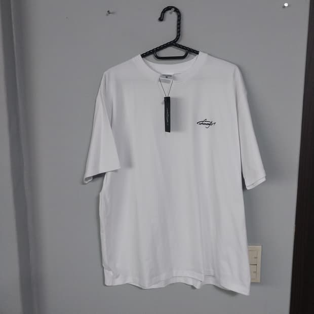 어반앵글러 남자 오버핏 M 반팔 미사용 