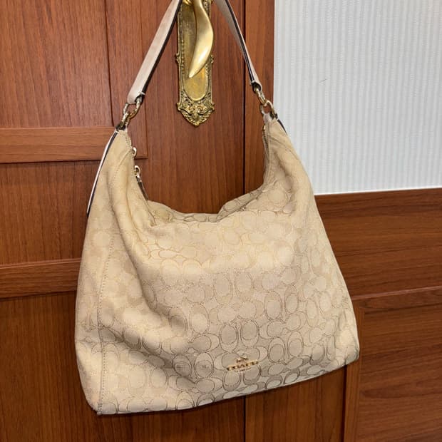 Coach vintage hobo bag