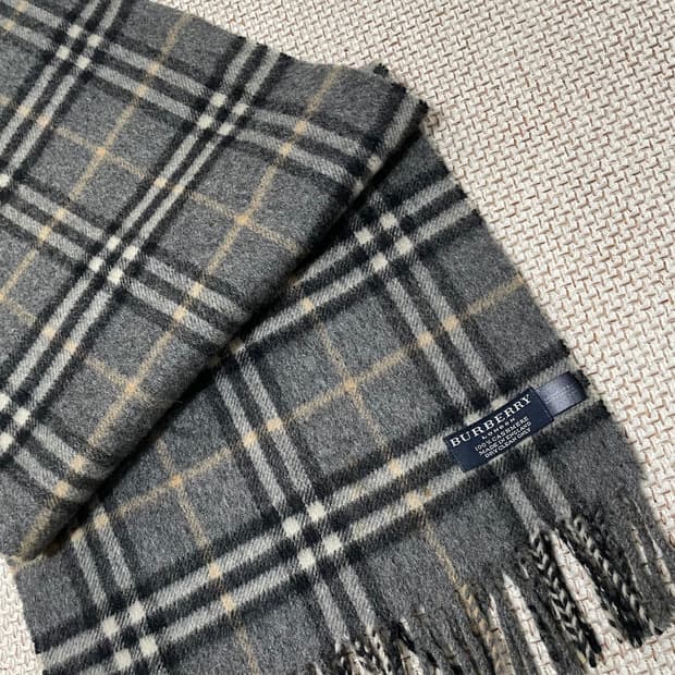 버버리  캐시미어  목도리 9981