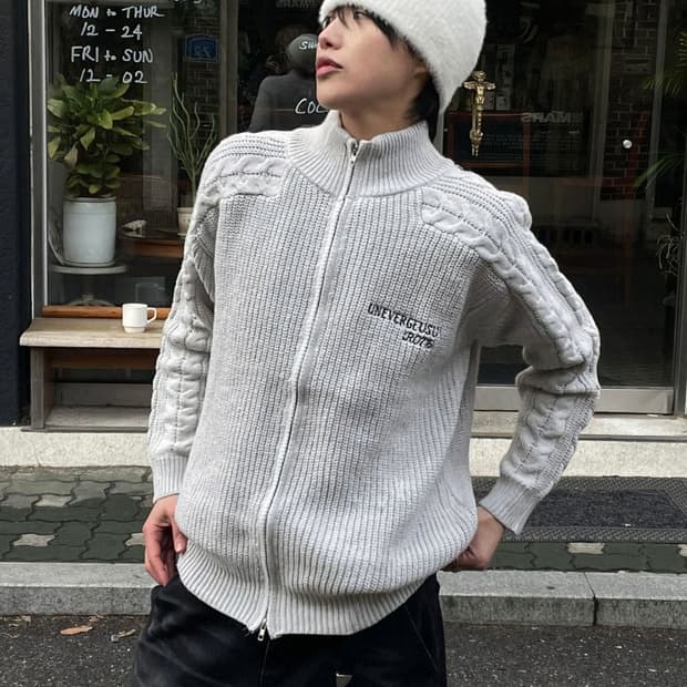 하프카라 숄더 케이블 니트집업