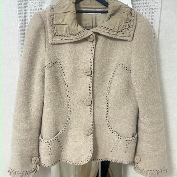 히로코 코시노 자켓