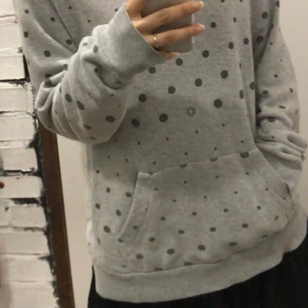 Beams 도트 후드티