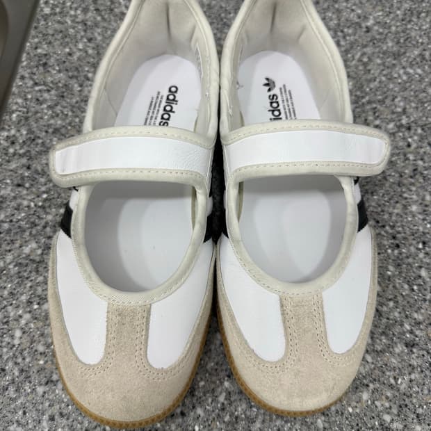 아디다스 삼바 메리제인 220